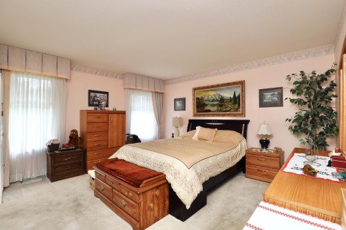 16524 84A Avenue, Surrey, BC 