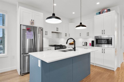 10-21688 52 Avenue  Langley, BC V2Y 4K9