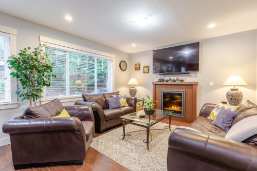 12-30748 Cardinal Avenue  Abbotsford, BC V2T 0C1