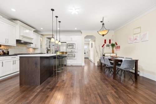 15487 Thrift Avenue, White Rock, BC 