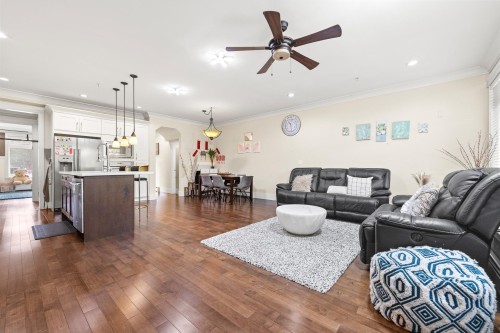 15487 Thrift Avenue, White Rock, BC 