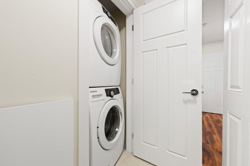 15487 Thrift Avenue, White Rock, BC 