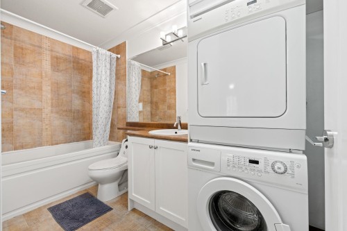 15487 Thrift Avenue, White Rock, BC 