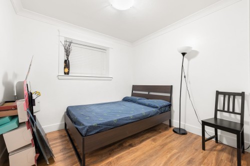 15487 Thrift Avenue, White Rock, BC 