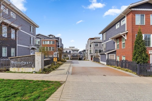 55-8371 202b Street  Langley, BC V2Y 4K6