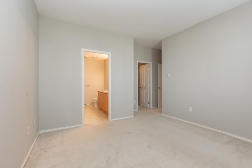 37-15868 85 Avenue, Surrey, BC 