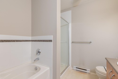 37-15868 85 Avenue, Surrey, BC 