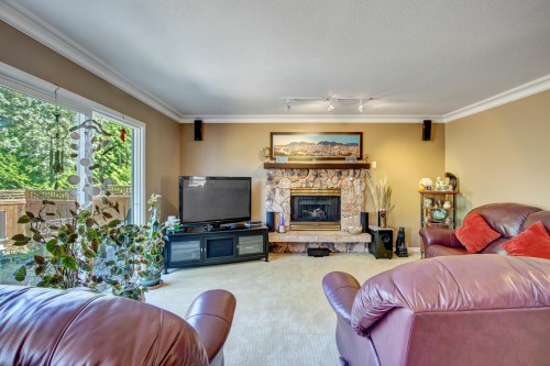 13541 60A Avenue, Surrey, BC 