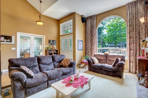 13541 60A Avenue, Surrey, BC 