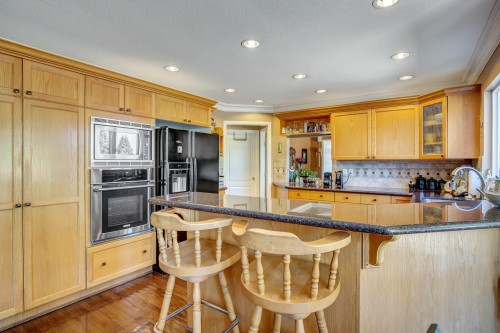 13541 60A Avenue, Surrey, BC 