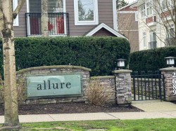 19-2689 Parkway Drive Surrey, BC V4P 0C3