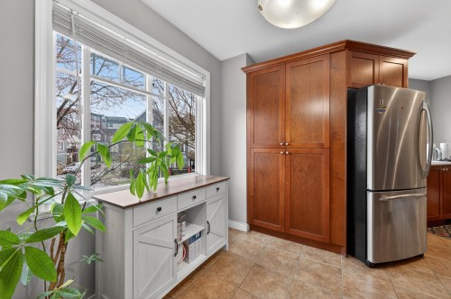 46-8717 159 Street, Surrey, BC 