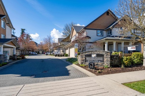 46-8717 159 Street, Surrey, BC 
