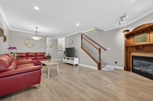 46-8717 159 Street, Surrey, BC 