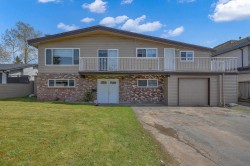 9488 127a Street Surrey, BC V3V 5K6