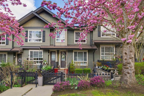 15-21867 50 Avenue  Langley, BC V3A 3T2