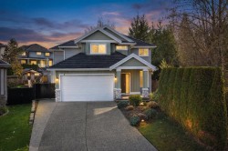 16866 Greenway Drive Surrey, BC V4N 5A4