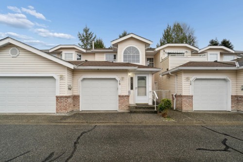 19-9168 Fleetwood Way  Surrey, BC V3R 0P1