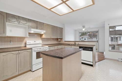 19-9168 Fleetwood Way, Surrey, BC 