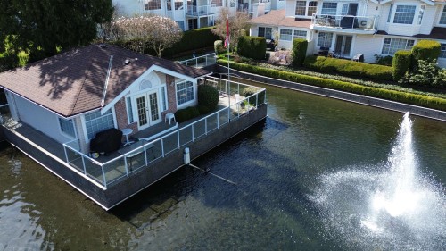 19-9168 Fleetwood Way, Surrey, BC 