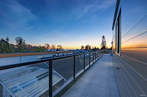 838 Stevens Street, White Rock, BC 