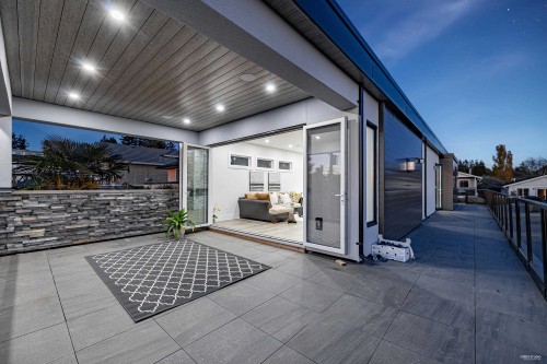 838 Stevens Street, White Rock, BC 