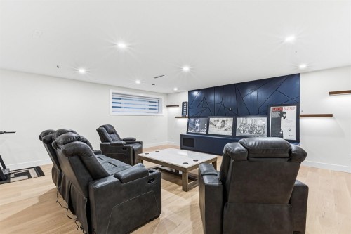 6460 Mckenzie Drive, Delta, BC 