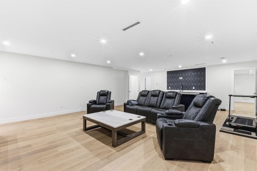 6460 Mckenzie Drive, Delta, BC 