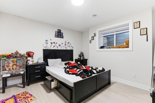 6460 Mckenzie Drive, Delta, BC 