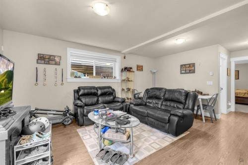 21037 77 Avenue, Langley, BC 