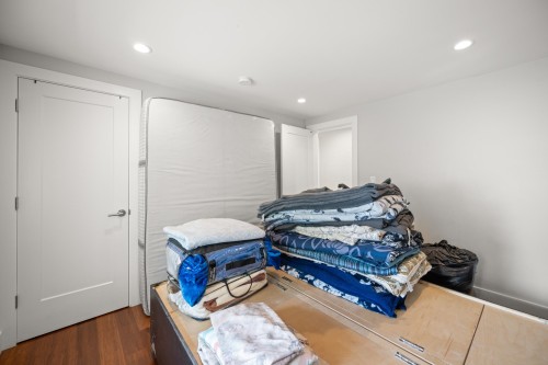 2225 Crystal Court, Abbotsford, BC 