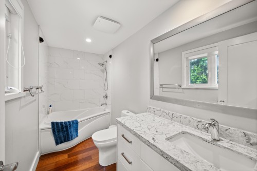 2225 Crystal Court, Abbotsford, BC 