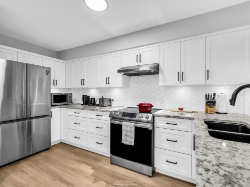 222-10866 City Park Way  Surrey, BC V3T 5W9