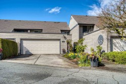 3673 Nico Wynd Drive Surrey, BC V4P 1J1