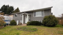 Main House-11647 81a Avenue Delta, BC V4C 2A8