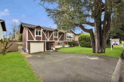 11780 85a Avenue Delta, BC V4C 2V6