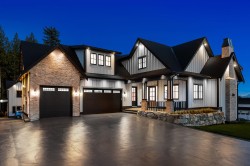 9700 Gough Terrace Mission, BC V2V 7E5