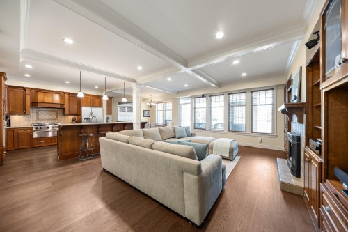 13785 Marine Drive, White Rock, BC 