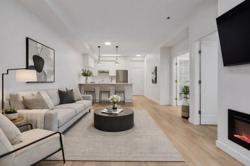 104-10088 148 Street  Surrey, BC V3R 3M9