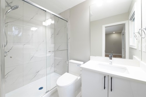 8024 Cedar Street, Mission, BC 