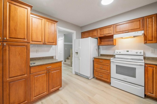 8024 Cedar Street, Mission, BC 