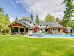 2699 171 Street Surrey, BC V3Z 0B3