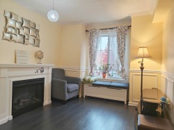 58-14855 100 Avenue Surrey, BC V3R 2W1