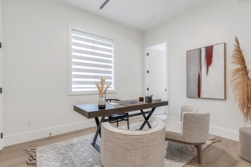 15570 Oxenham Avenue, White Rock, BC 