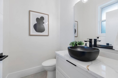 15570 Oxenham Avenue, White Rock, BC 