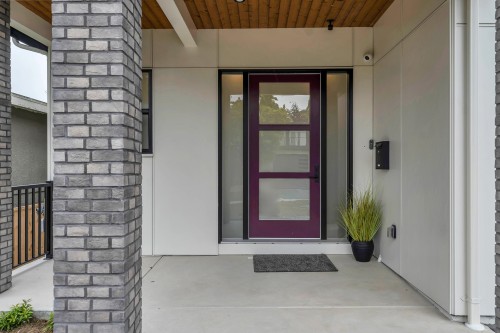 15570 Oxenham Avenue, White Rock, BC 