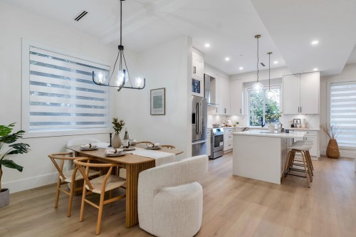 15570 Oxenham Avenue, White Rock, BC 