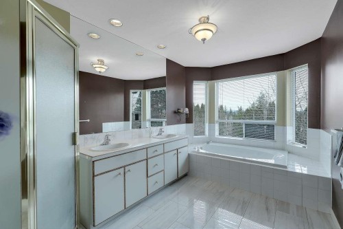 9312 163 Street, Surrey, BC 