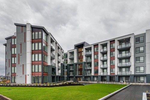 420-20360 Logan Avenue  Langley, BC V3A 0P5