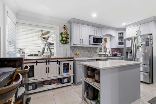 6615 Lyon Road, Delta, BC 